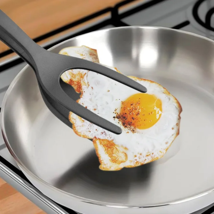 2-in-1 Spatula in use