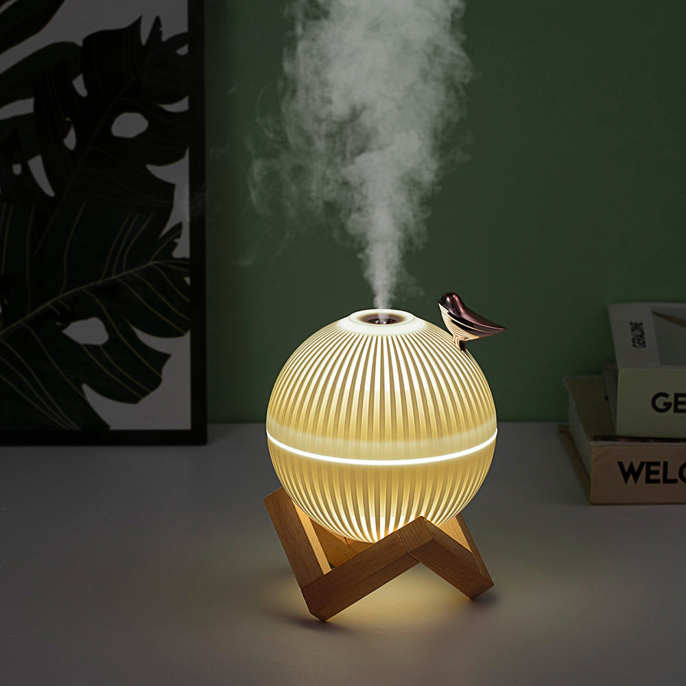 New planet USB lark mini humidifier desktop decoration silent hydration spray humidifier Elysian Vibe